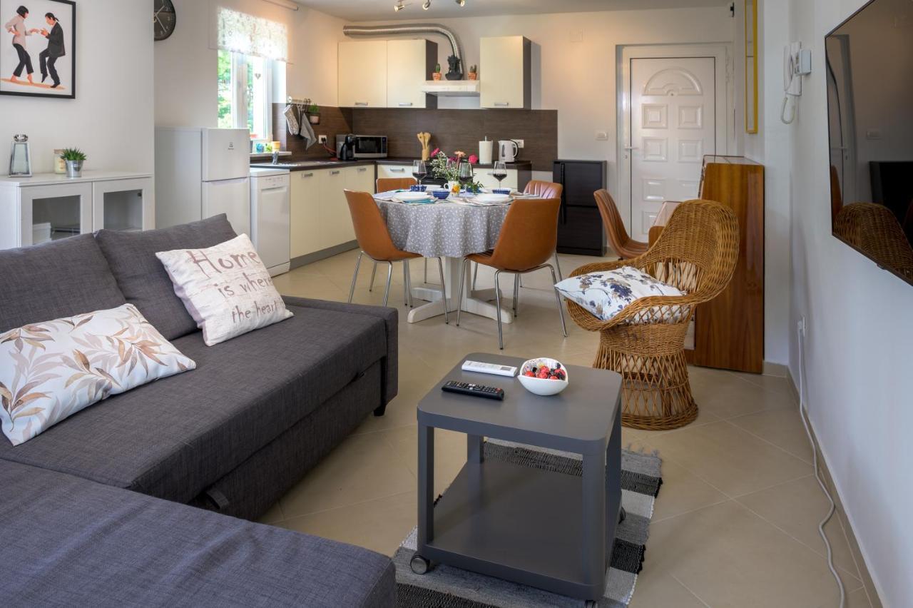 Crni Macak Appartement Matulji Buitenkant foto